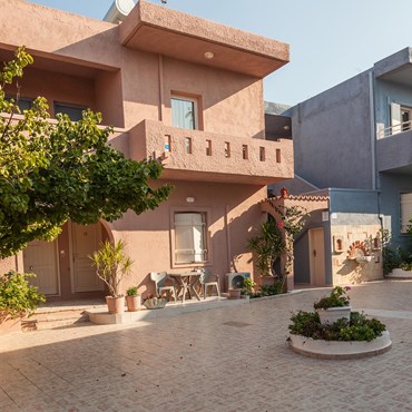 Evina Rooms & Suites Gournes Pediados, Crete